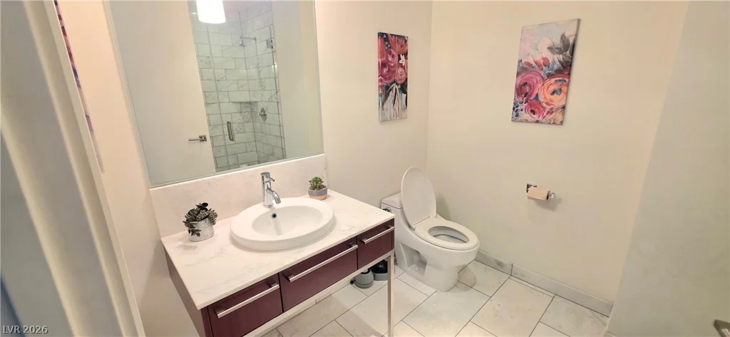 4471 Dean Martin, Las Vegas, NV 89103