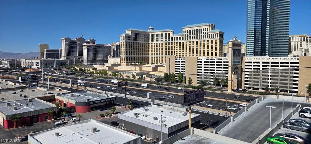 4471 Dean Martin, Las Vegas, NV 89103