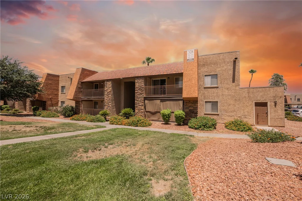5295 Indian River, Las Vegas, NV 89103