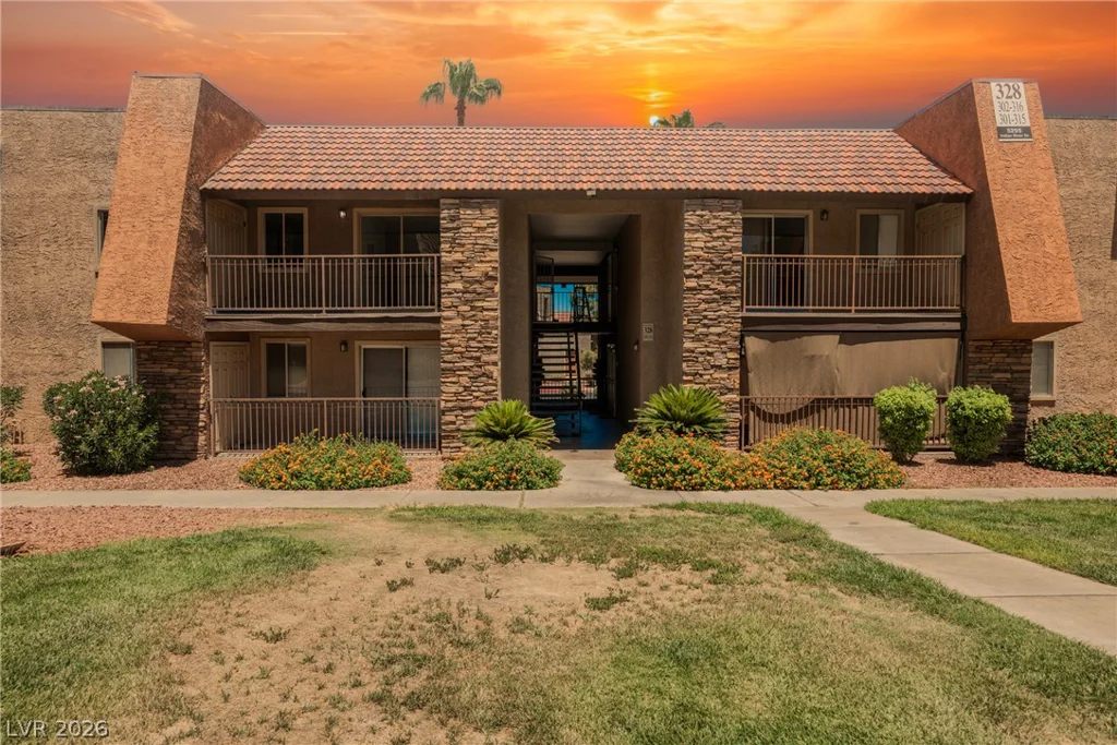 5295 Indian River, Las Vegas, NV 89103