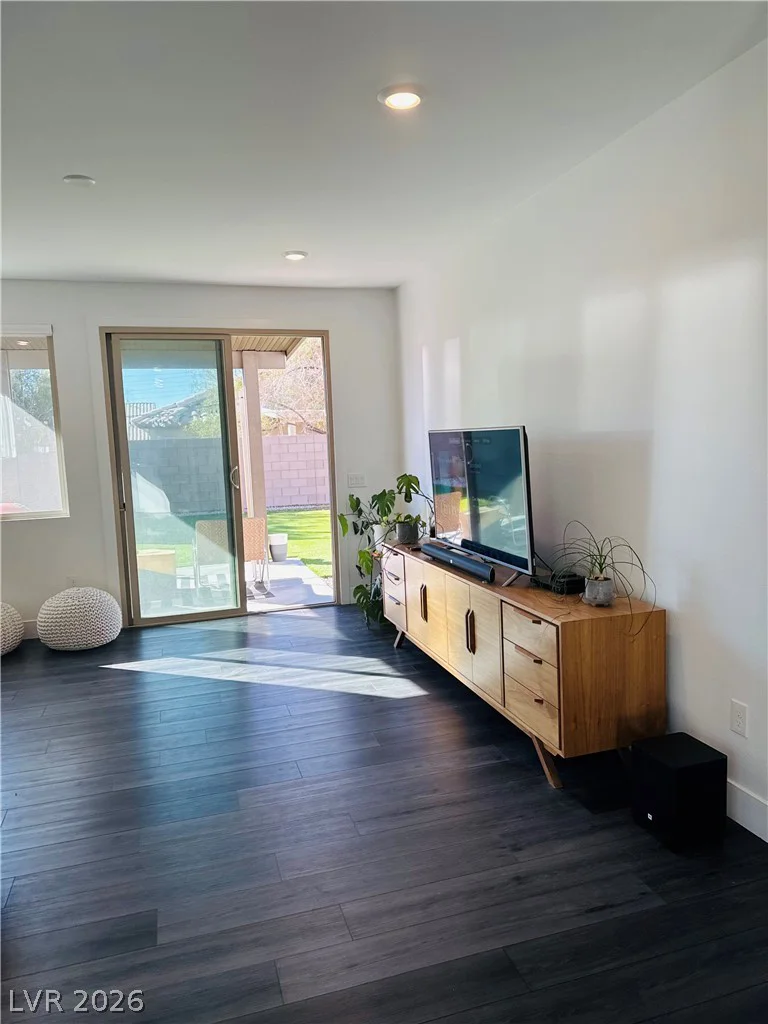 2627 Dollison, North Las Vegas, NV 89081