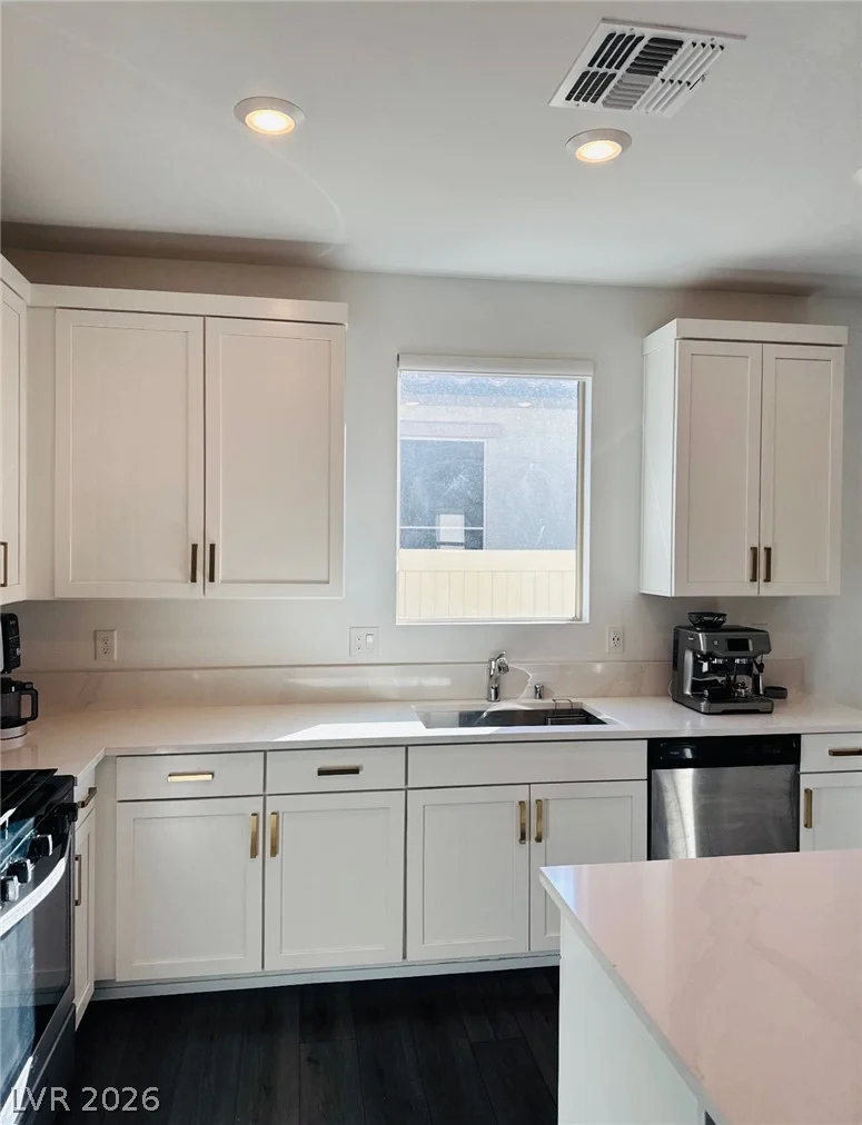 2627 Dollison, North Las Vegas, NV 89081