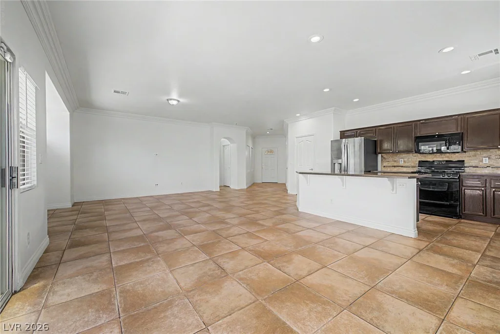 5511 Meedeldale, North Las Vegas, NV 89031