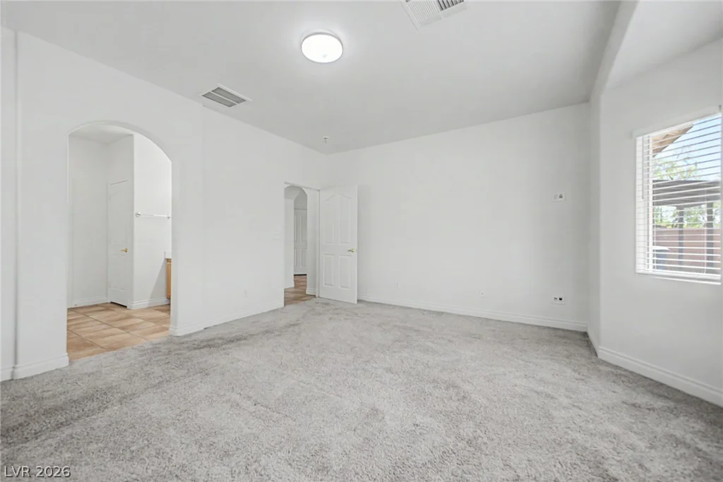 5511 Meedeldale, North Las Vegas, NV 89031