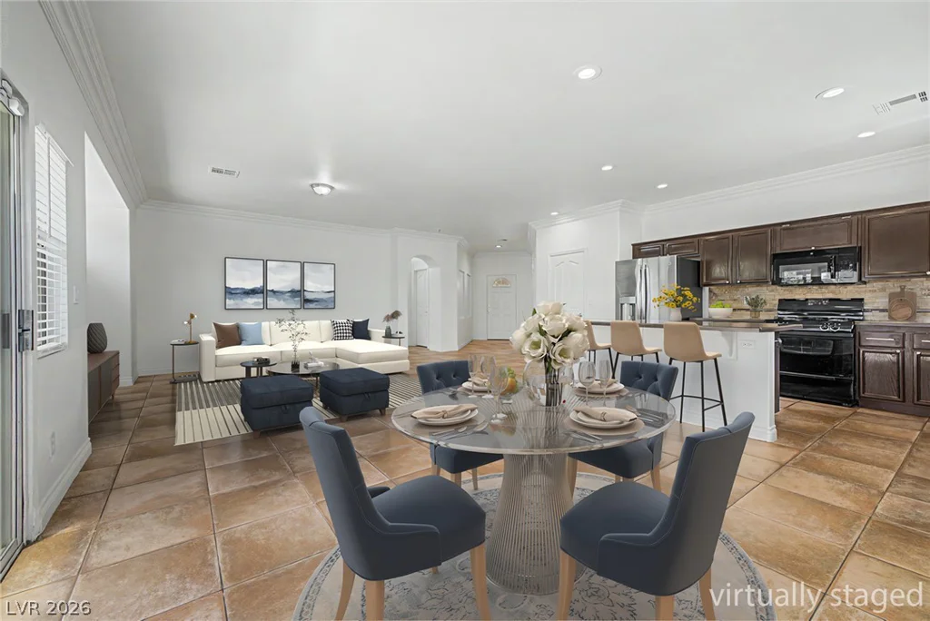 5511 Meedeldale, North Las Vegas, NV 89031