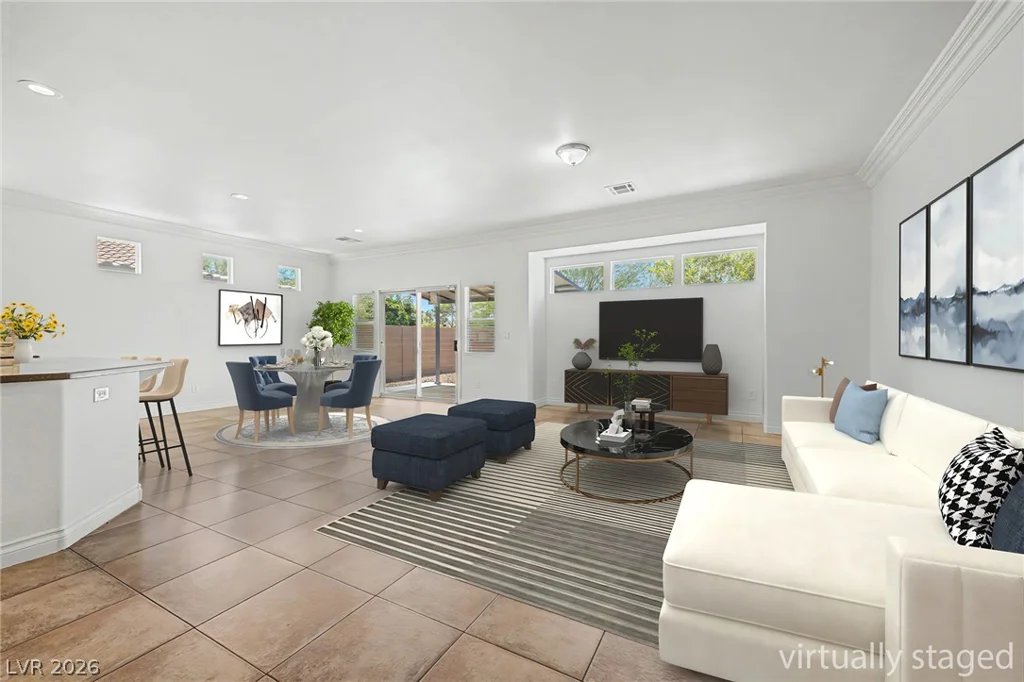 5511 Meedeldale, North Las Vegas, NV 89031