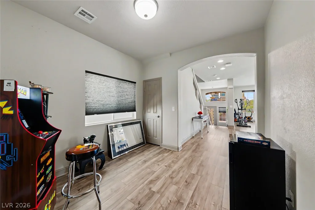 5507 Dry River, Las Vegas, NV 89141