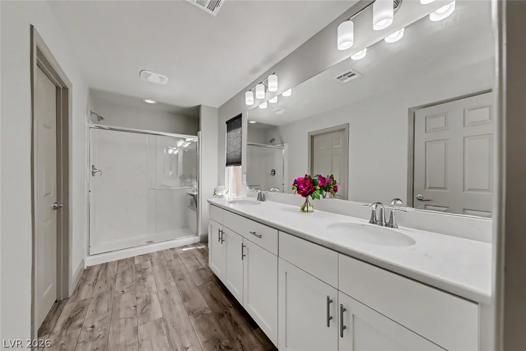 5507 Dry River, Las Vegas, NV 89141