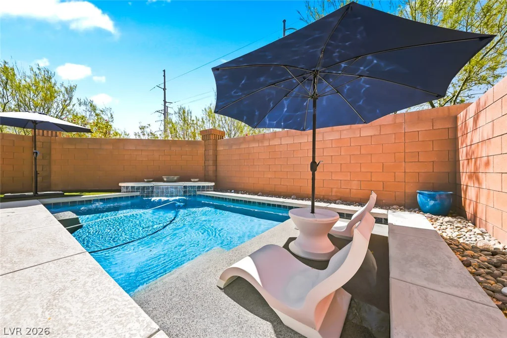 5507 Dry River, Las Vegas, NV 89141