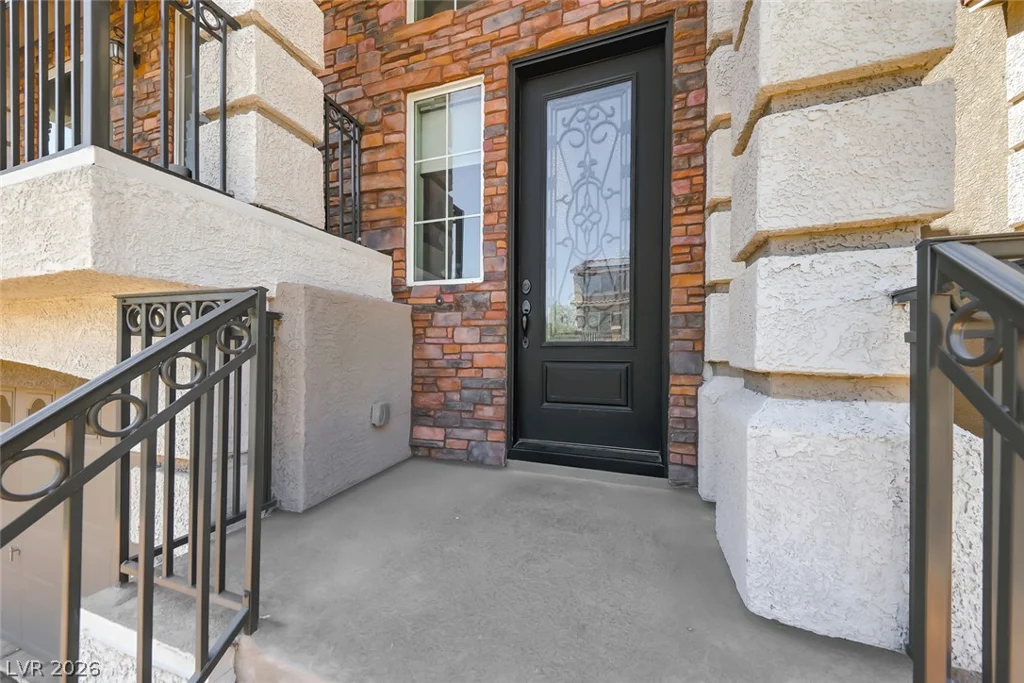 5507 Dry River, Las Vegas, NV 89141