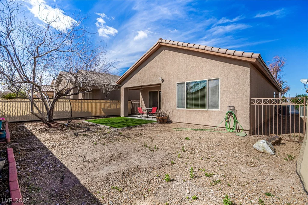 5911 Corbin, Las Vegas, NV 89122