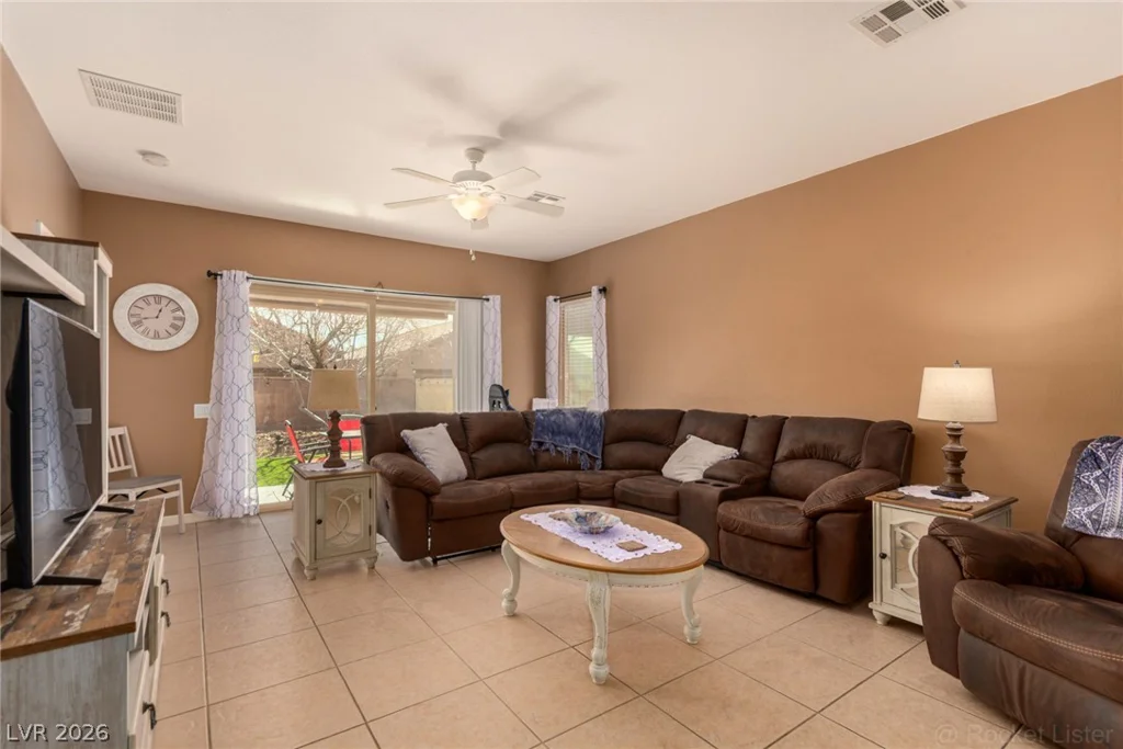 5911 Corbin, Las Vegas, NV 89122