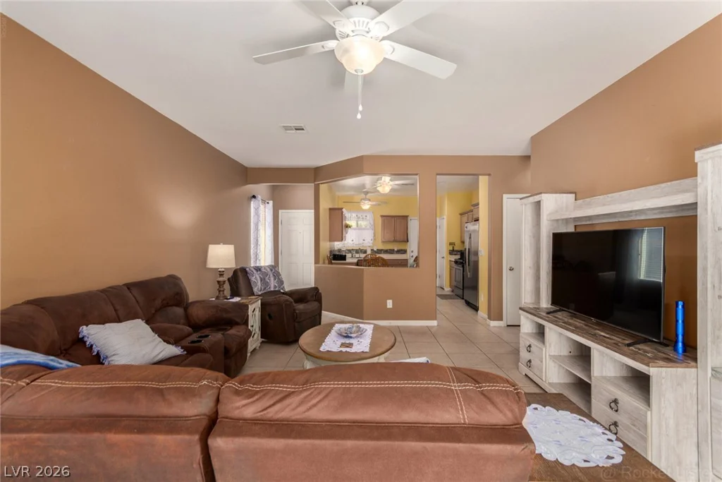 5911 Corbin, Las Vegas, NV 89122