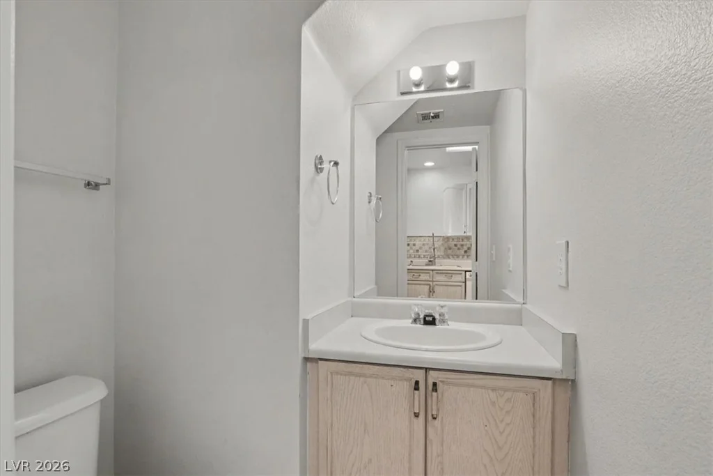 8440 Stoney Bluff, Las Vegas, NV 89129
