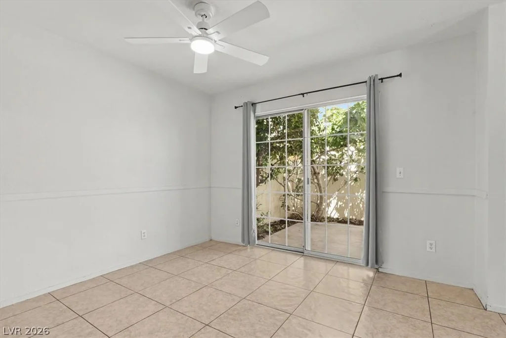 8440 Stoney Bluff, Las Vegas, NV 89129