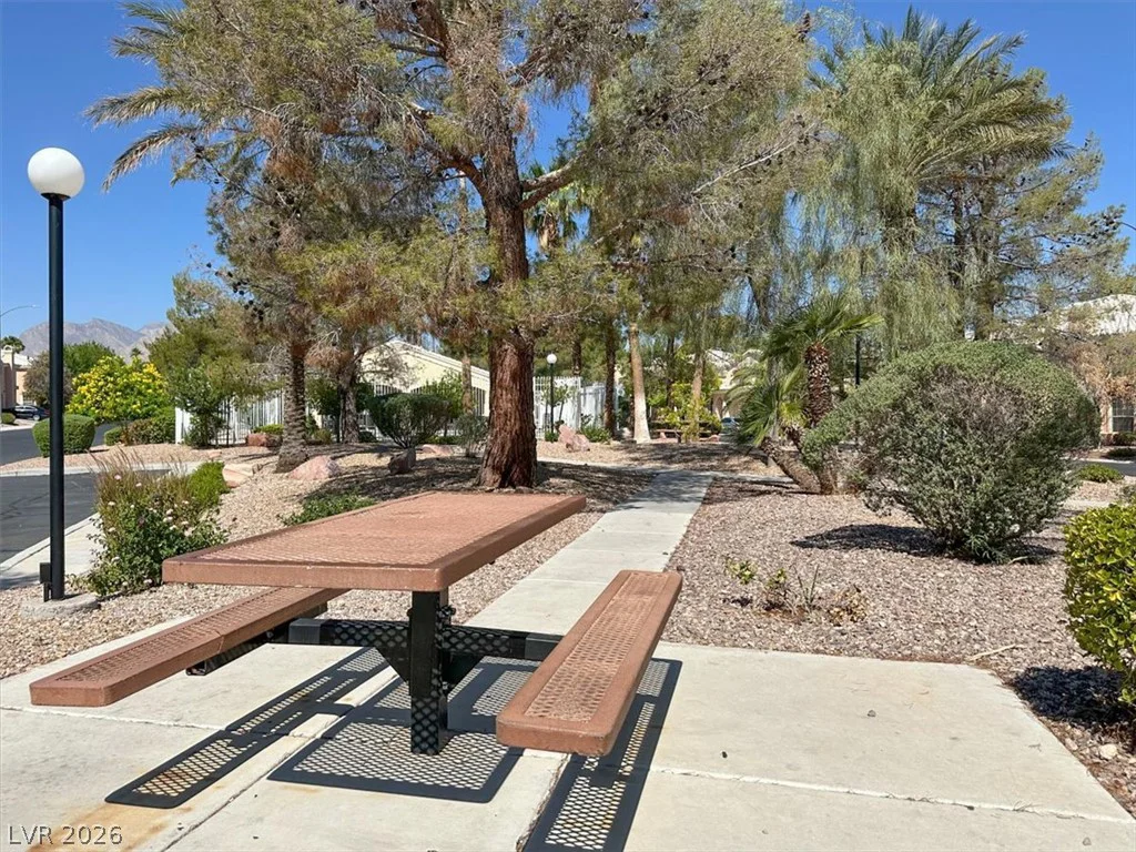 8440 Stoney Bluff, Las Vegas, NV 89129