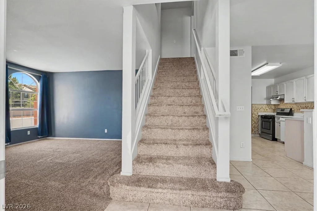 8440 Stoney Bluff, Las Vegas, NV 89129