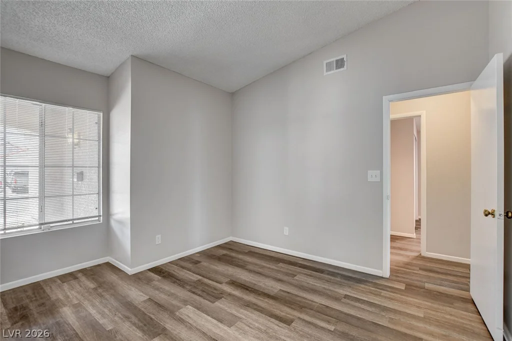 6209 Warm River, Las Vegas, NV 89108