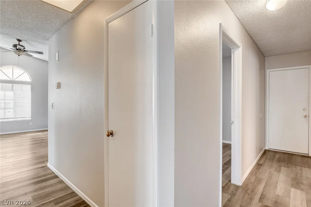 6209 Warm River, Las Vegas, NV 89108