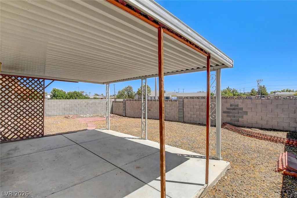 6209 Warm River, Las Vegas, NV 89108