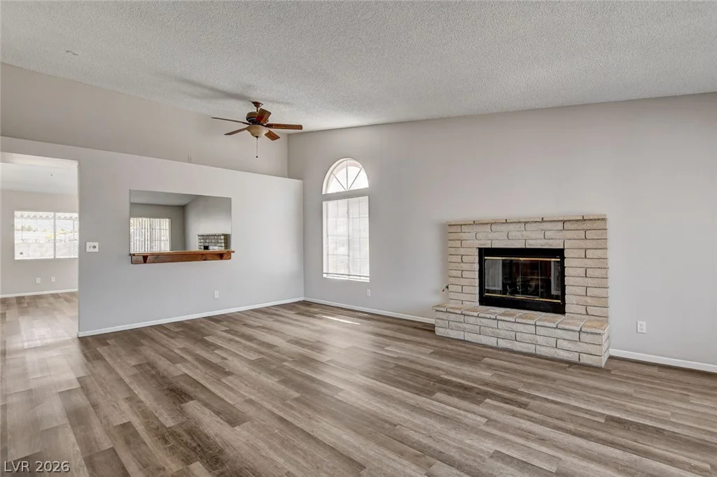 6209 Warm River, Las Vegas, NV 89108