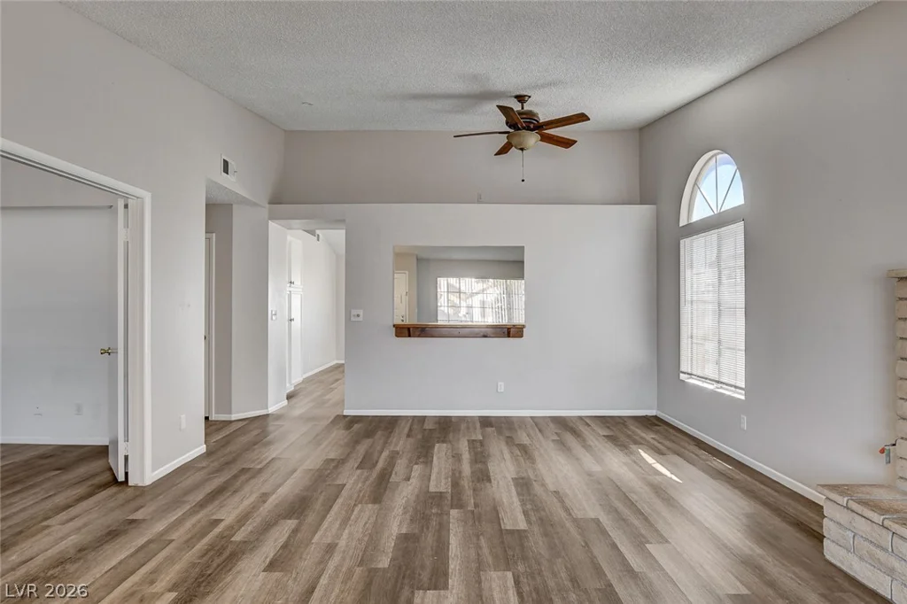 6209 Warm River, Las Vegas, NV 89108
