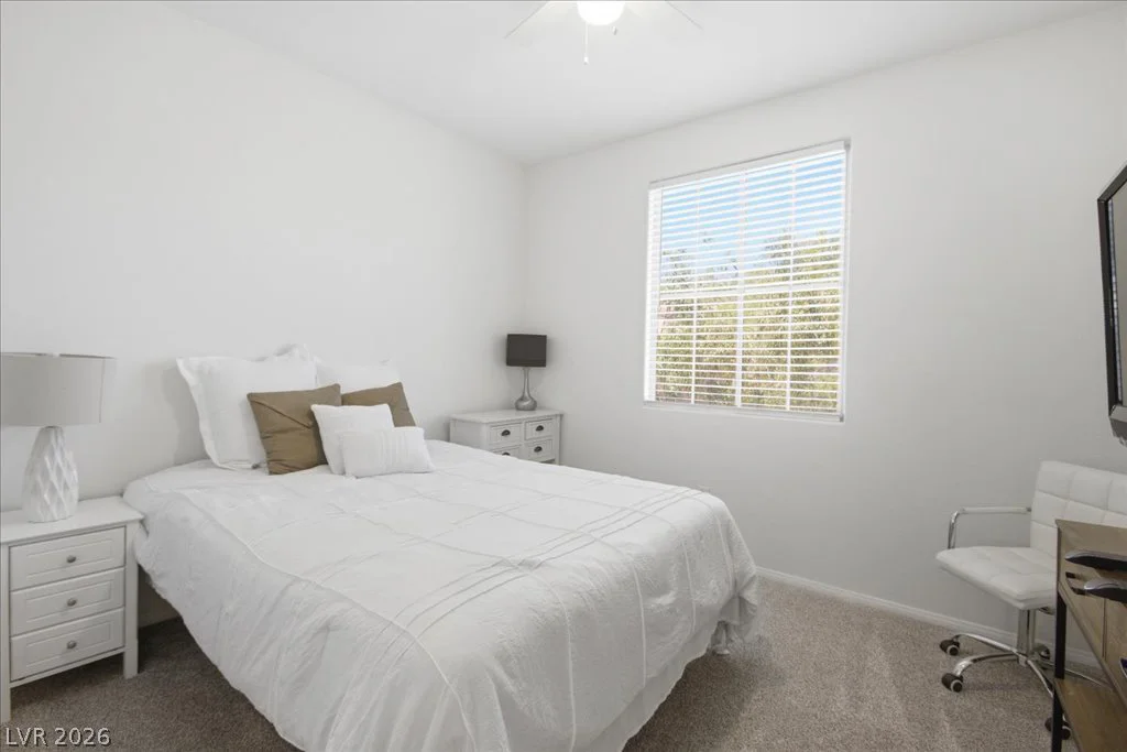 10231 Deerfield Beach, Las Vegas, NV 89129