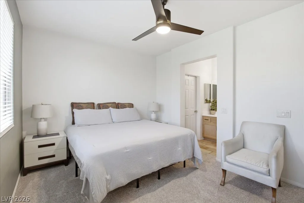 10231 Deerfield Beach, Las Vegas, NV 89129