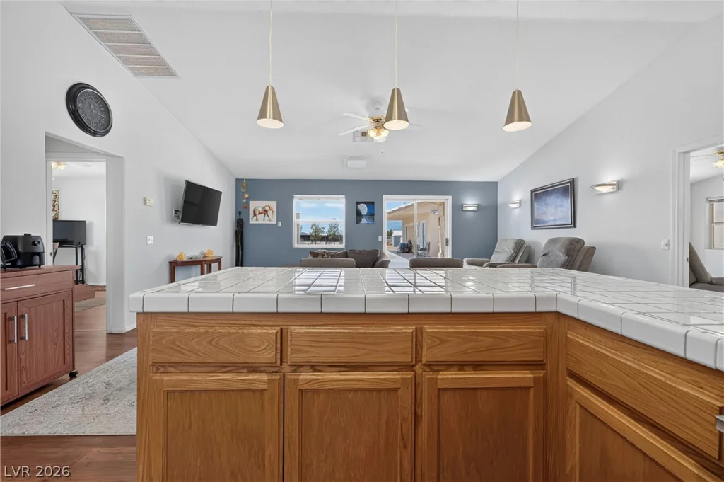 1531 Hickory, Pahrump, NV 89048