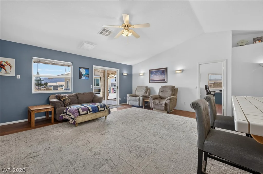 1531 Hickory, Pahrump, NV 89048