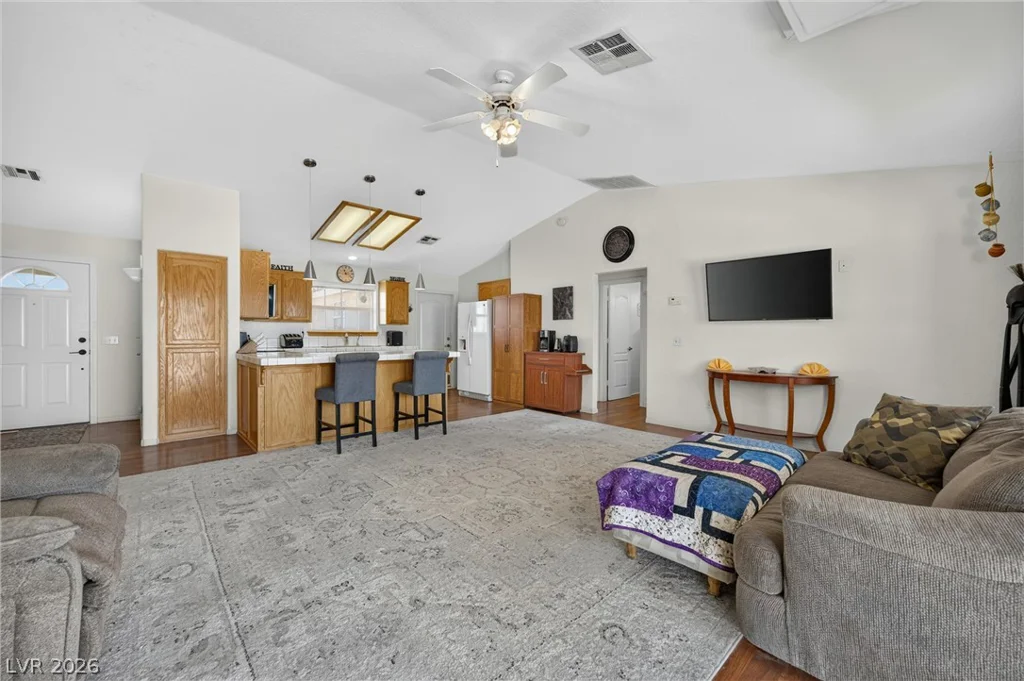 1531 Hickory, Pahrump, NV 89048