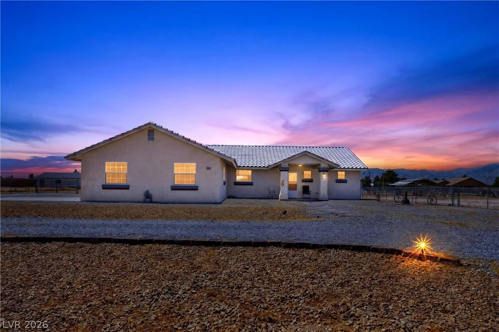 1531 Hickory, Pahrump, NV 89048