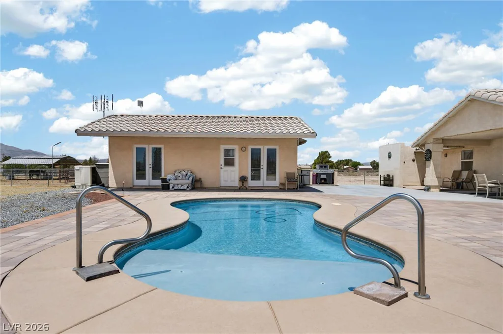 1531 Hickory, Pahrump, NV 89048