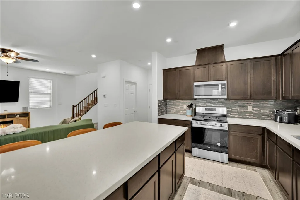 6123 Rose Springs, Las Vegas, NV 89130
