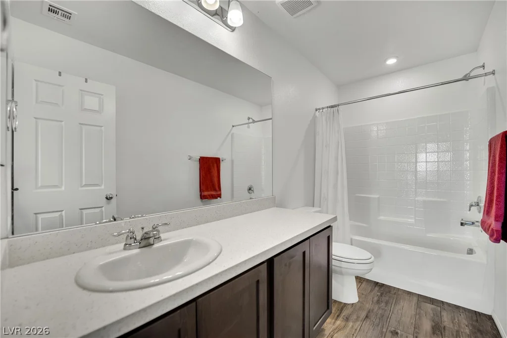 6123 Rose Springs, Las Vegas, NV 89130