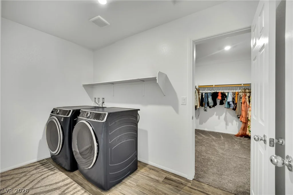 6123 Rose Springs, Las Vegas, NV 89130
