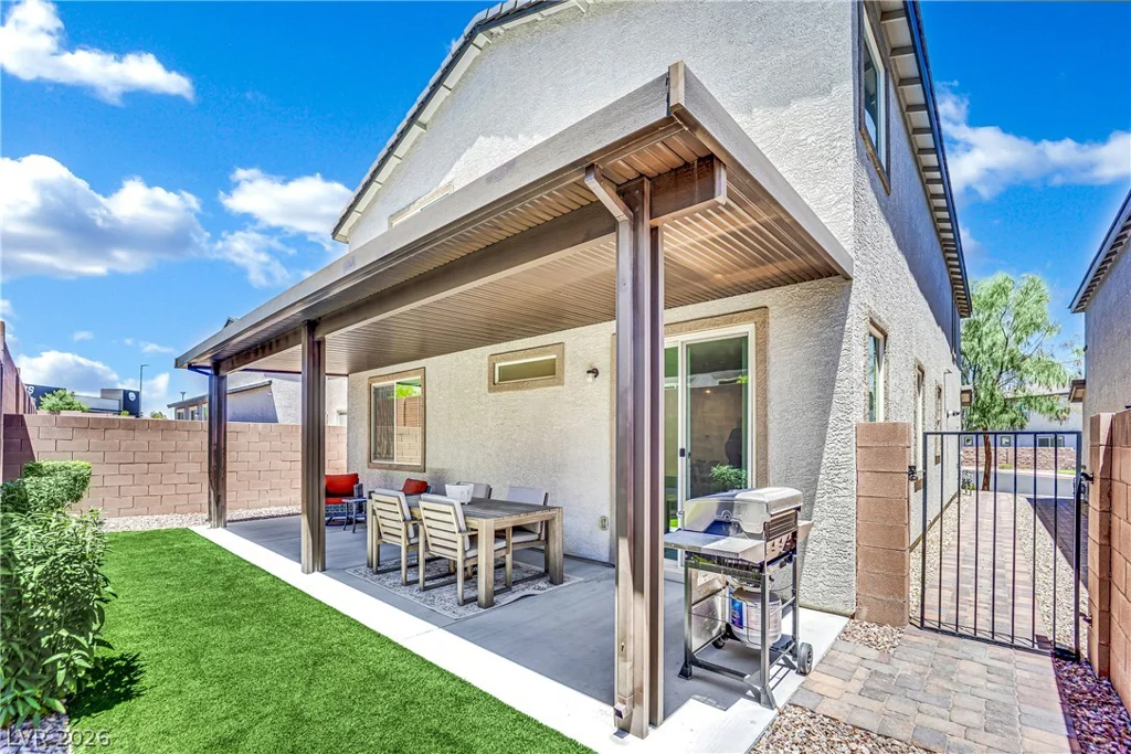 6123 Rose Springs, Las Vegas, NV 89130