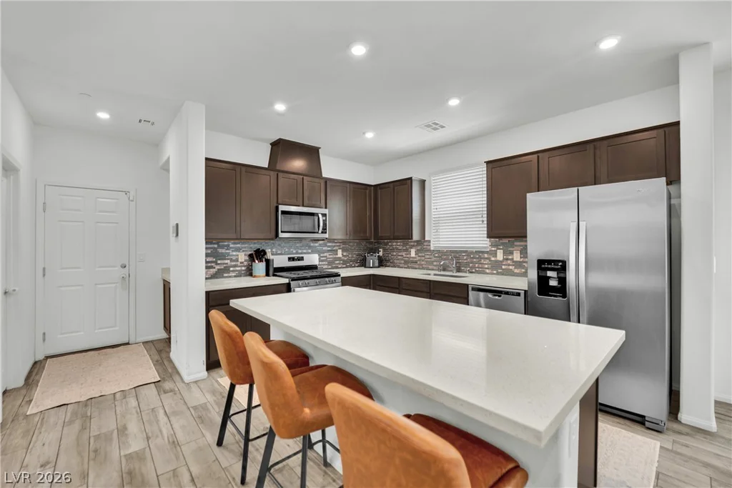 6123 Rose Springs, Las Vegas, NV 89130