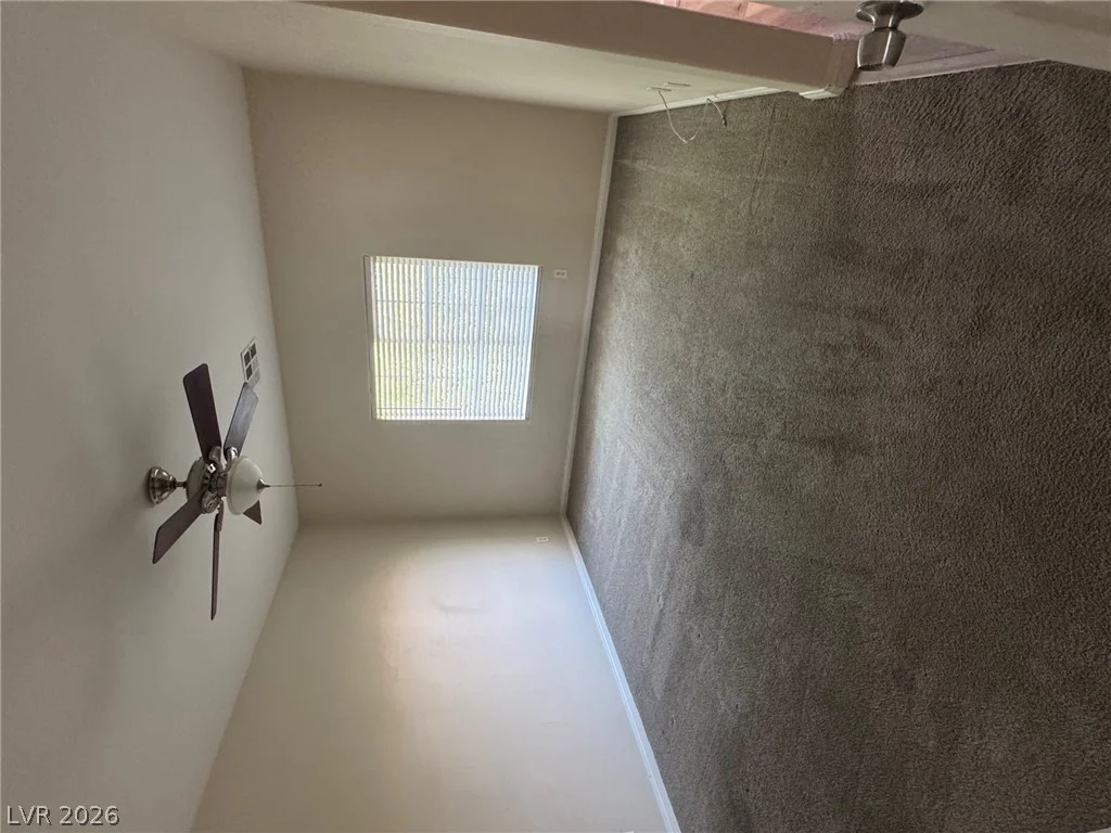 6231 Port Astoria, Las Vegas, NV 89122