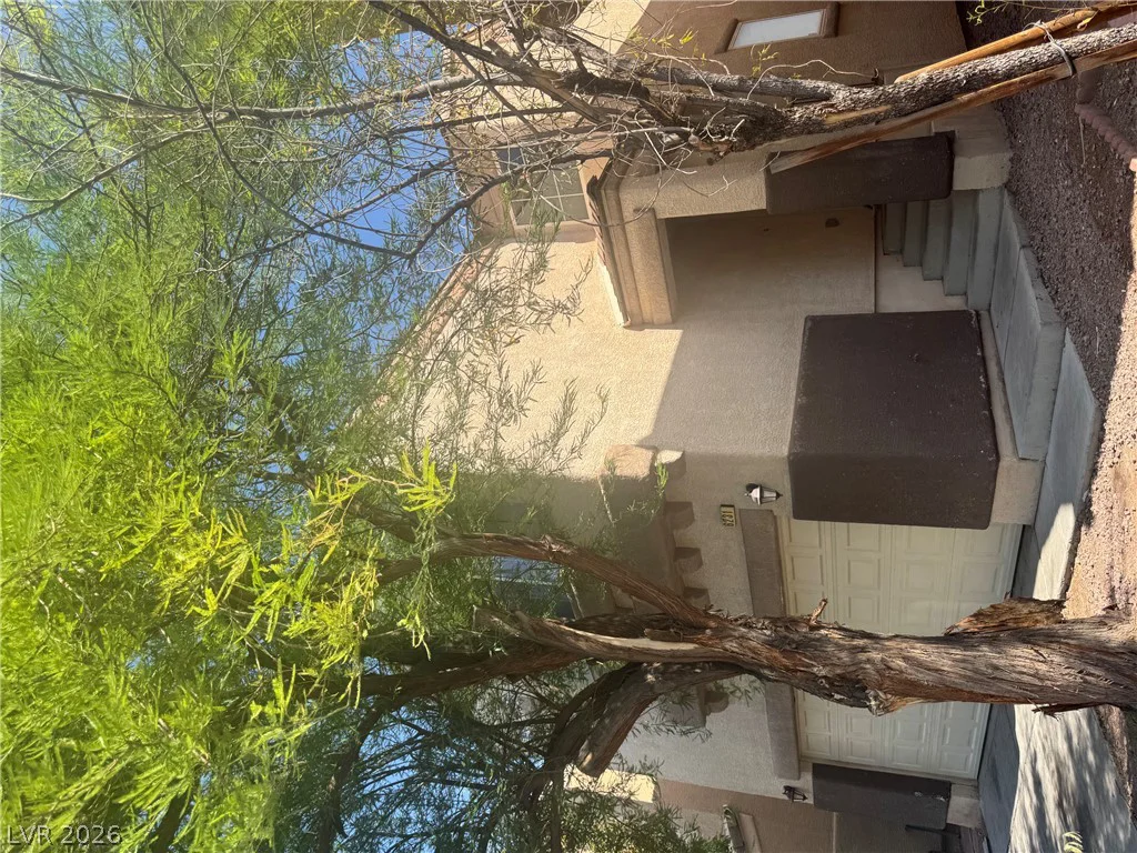 6231 Port Astoria, Las Vegas, NV 89122