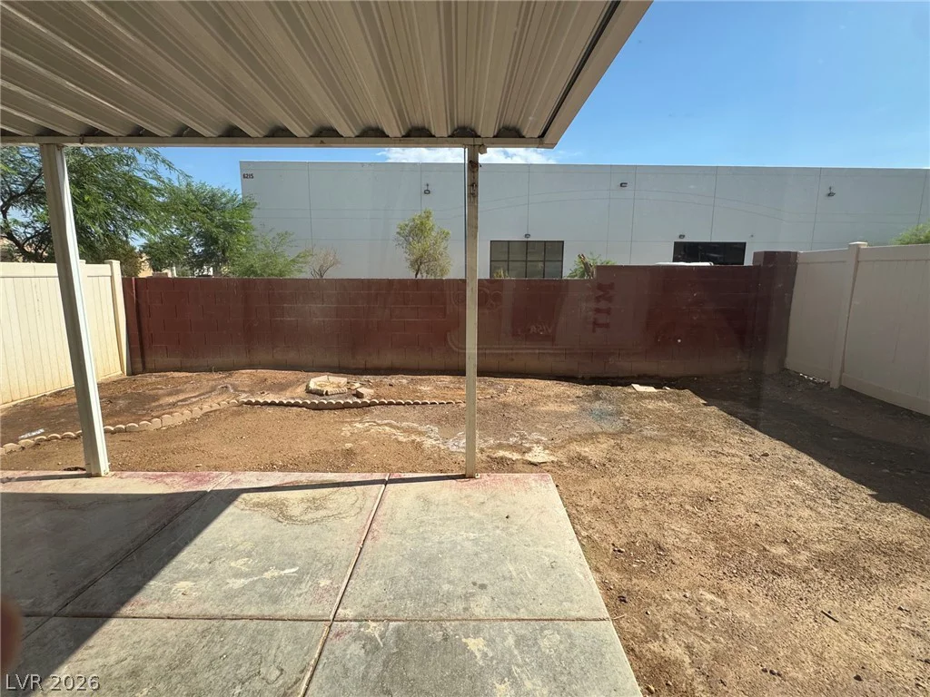 6231 Port Astoria, Las Vegas, NV 89122