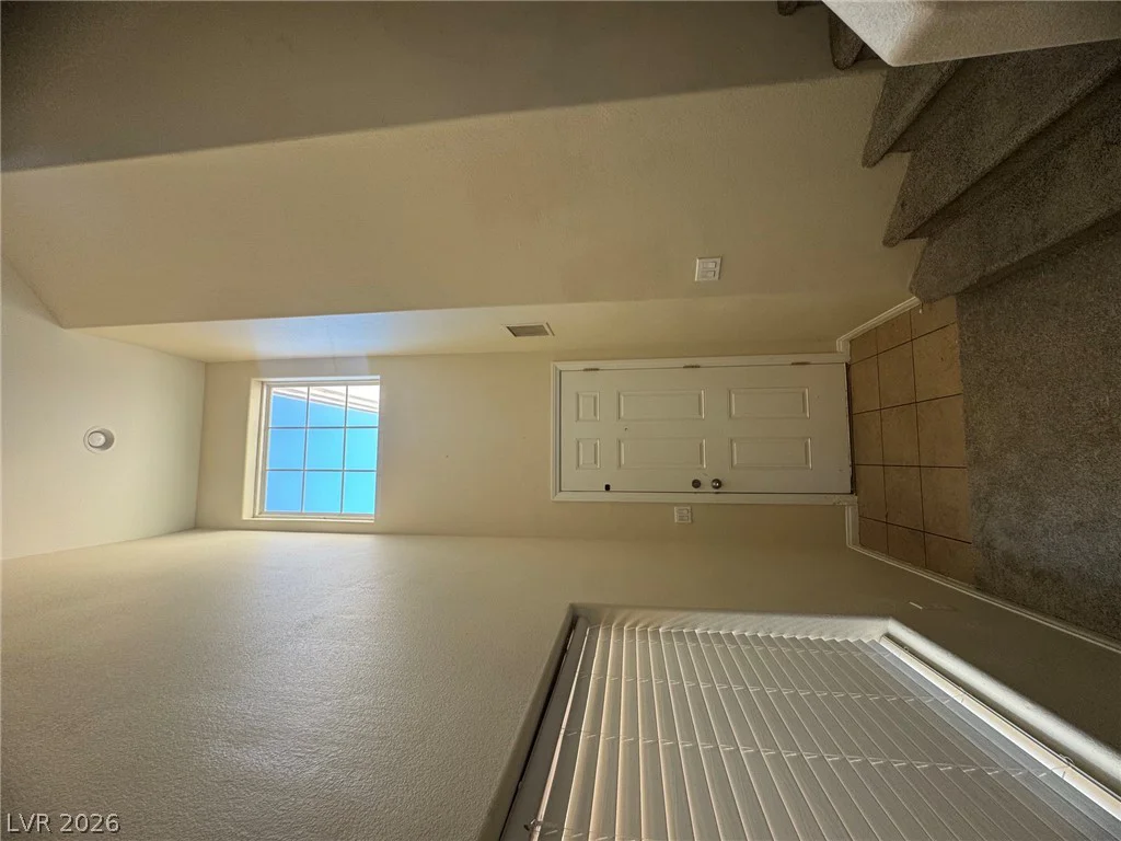 6231 Port Astoria, Las Vegas, NV 89122