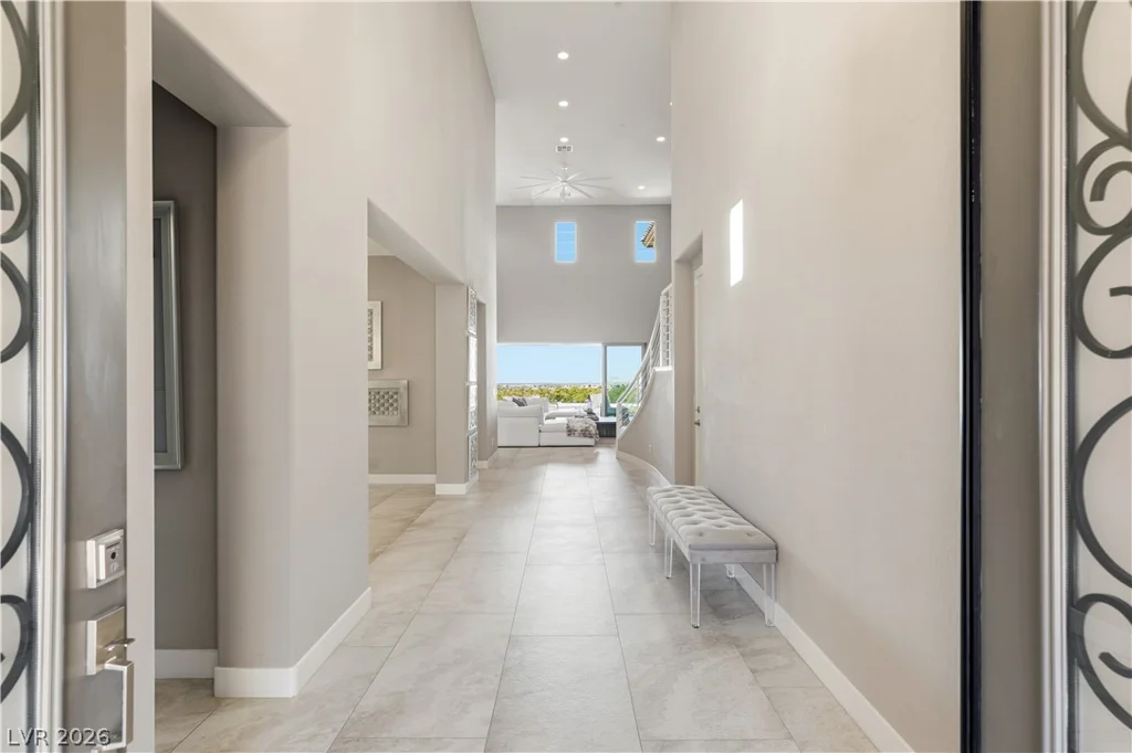 2 Olympia Outlook, Las Vegas, NV 89141