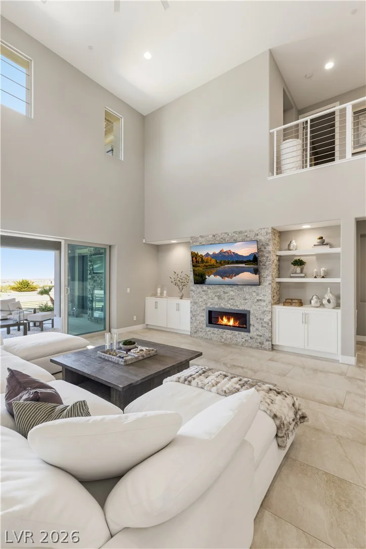 2 Olympia Outlook, Las Vegas, NV 89141