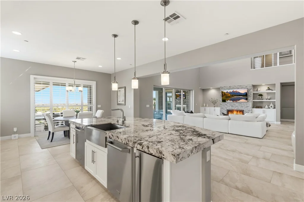 2 Olympia Outlook, Las Vegas, NV 89141