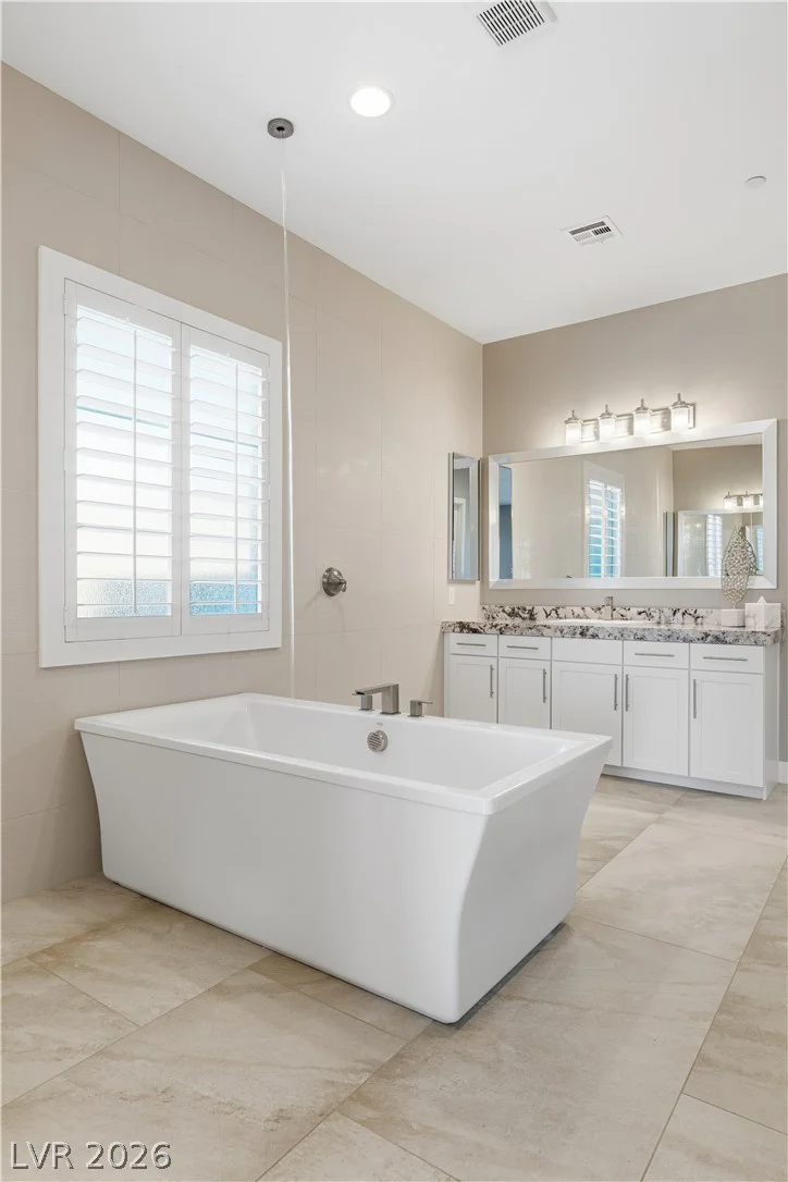 2 Olympia Outlook, Las Vegas, NV 89141