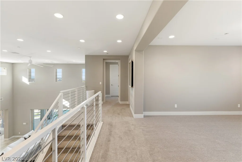2 Olympia Outlook, Las Vegas, NV 89141