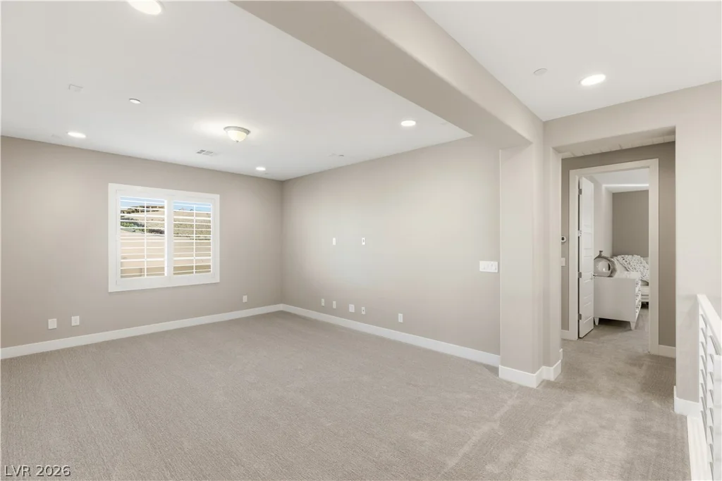 2 Olympia Outlook, Las Vegas, NV 89141