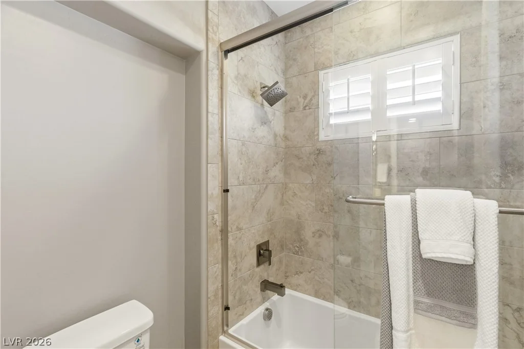 2 Olympia Outlook, Las Vegas, NV 89141