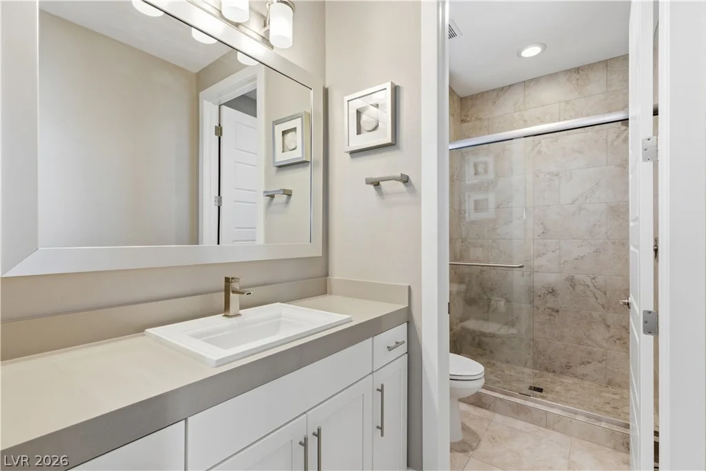 2 Olympia Outlook, Las Vegas, NV 89141